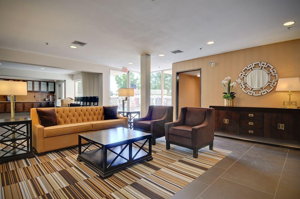 Best Western Plus Rancho Cordova Inn Exterior photo